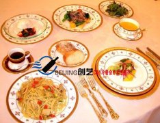 西餐的餐具要如何使用